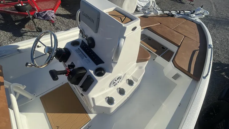 Slide: The Image of Avid 23 Fusion 2024 - 25