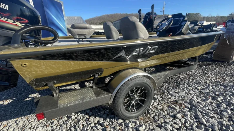 Slide: The Image of Avid 18XC Crappie 2024 - 20