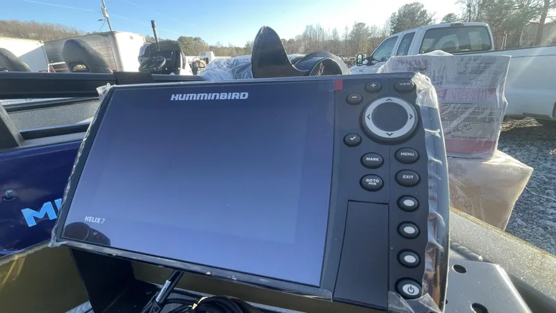 Slide: The Image of Avid 18XC Crappie 2024 - 22