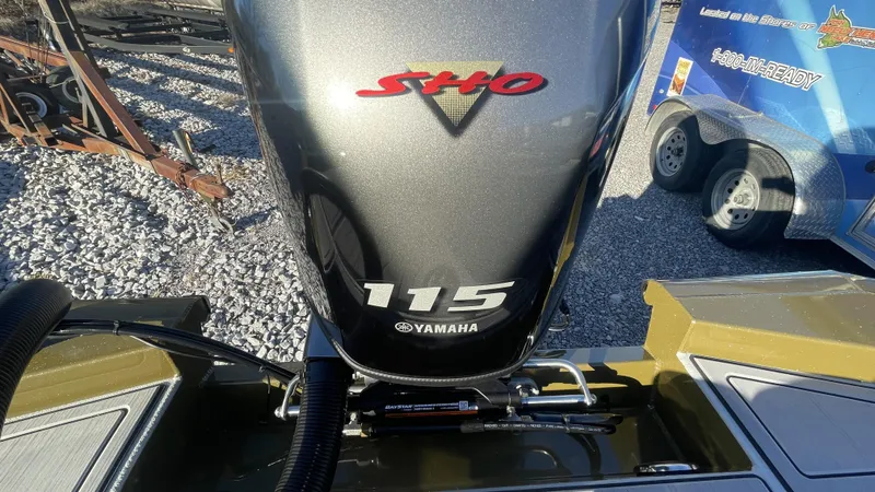 Slide: The Image of Avid 18XC Crappie 2024 - 27