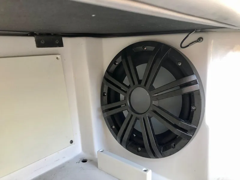Slide: The Image of 2018 Rinker QX 26 boat speaker system. - 4