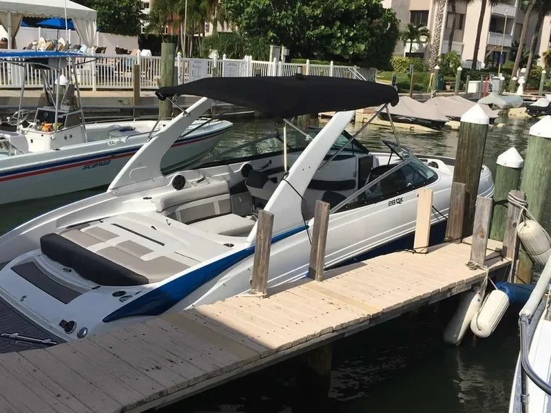 Slide: The Image of Rinker QX 26 2018 - 53