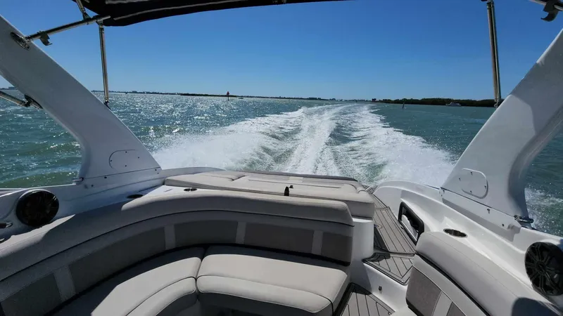 Slide: The Image of Rinker QX 26 2018 - 94