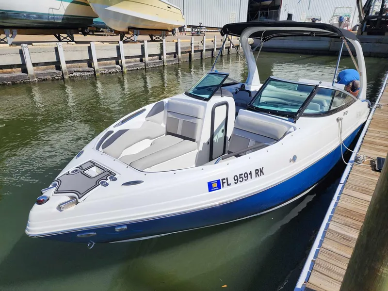 Slide: The Image of Rinker QX 26 2018 - 98