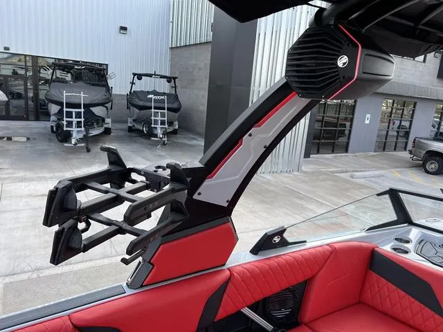 Slide: The Image of Tigé Z3 2024 - 13