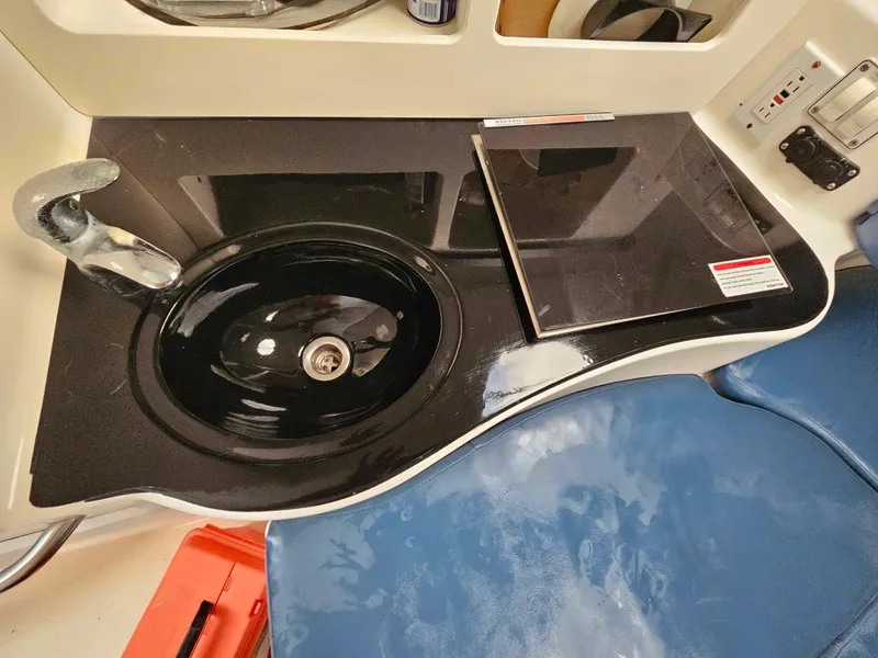 Slide: The Image of Century 3200 Walk-Around 2001 - 107