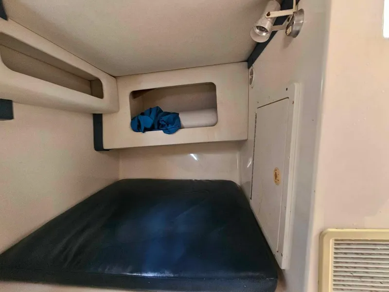 Slide: The Image of Century 3200 Walk-Around 2001 - 112