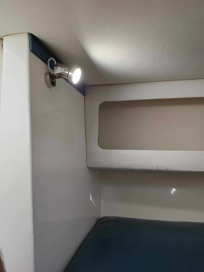 Slide: The Image of Century 3200 Walk-Around 2001 - 115