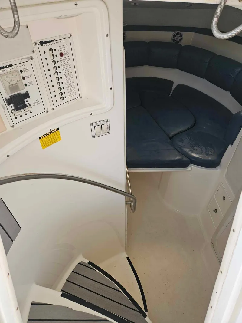 Slide: The Image of Century 3200 Walk-Around 2001 - 122