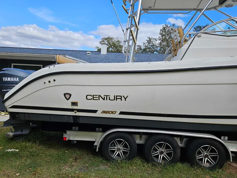 Slide: The Image of Century 3200 Walk-Around 2001 - 129