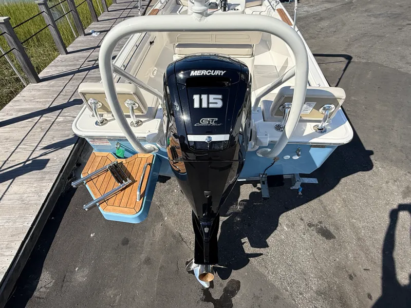 Slide: The Image of Boston Whaler 170 Montauk 2027 - 6