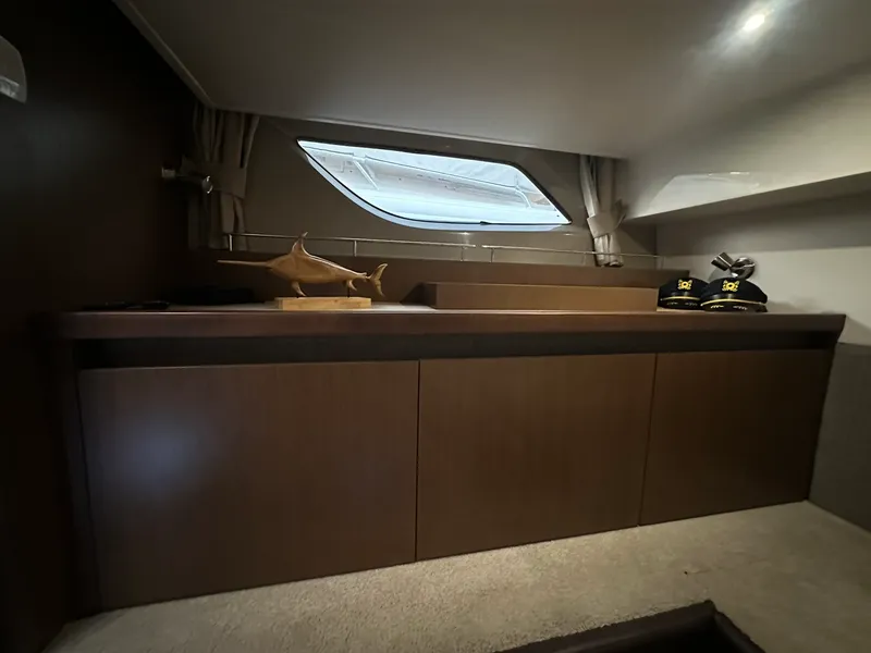 Slide: The Image of Sea Ray SUNDANCER 400 2017 - 22