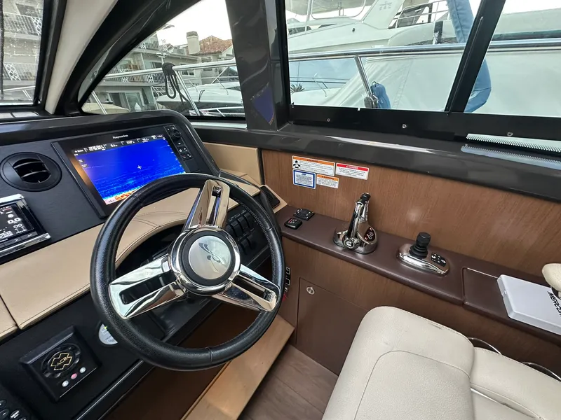 Slide: The Image of Sea Ray SUNDANCER 400 2017 - 28