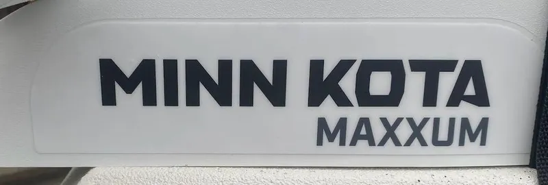 Slide: The Image of Minn Kota Maxxum logo on 2024 Ranger RB190 boat. - 15