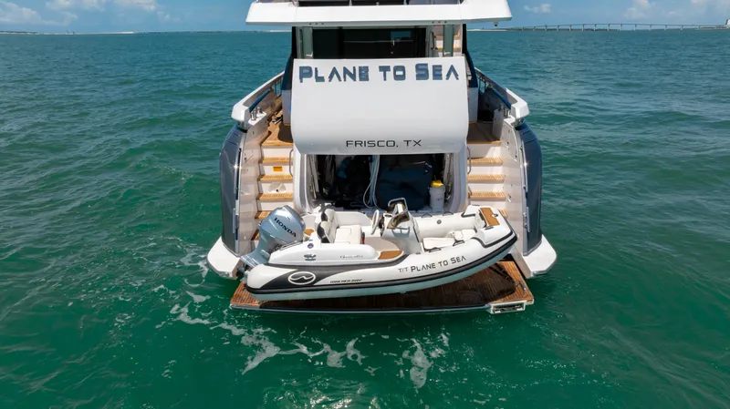 Slide: The Image of Azimut FLY 78 2025 - 2