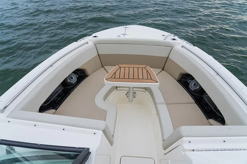 Slide: The Image of Boston Whaler 240 Vantage 2027 - 89