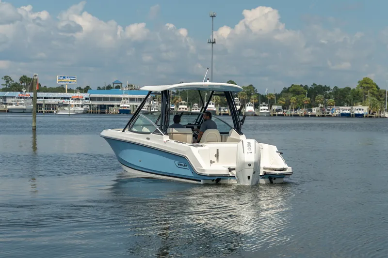 Slide: The Image of Boston Whaler 240 Vantage 2027 - 1