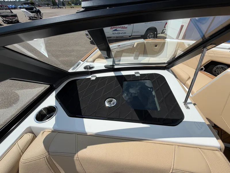 Slide: The Image of Nautique S21 Super Air 2023 - 30