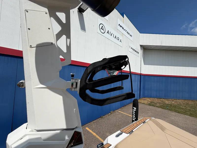 Slide: The Image of Nautique S21 Super Air 2023 - 18