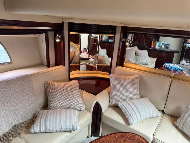 Slide: The Image of Sea Ray 520 SUNDANCER 2009 - 9