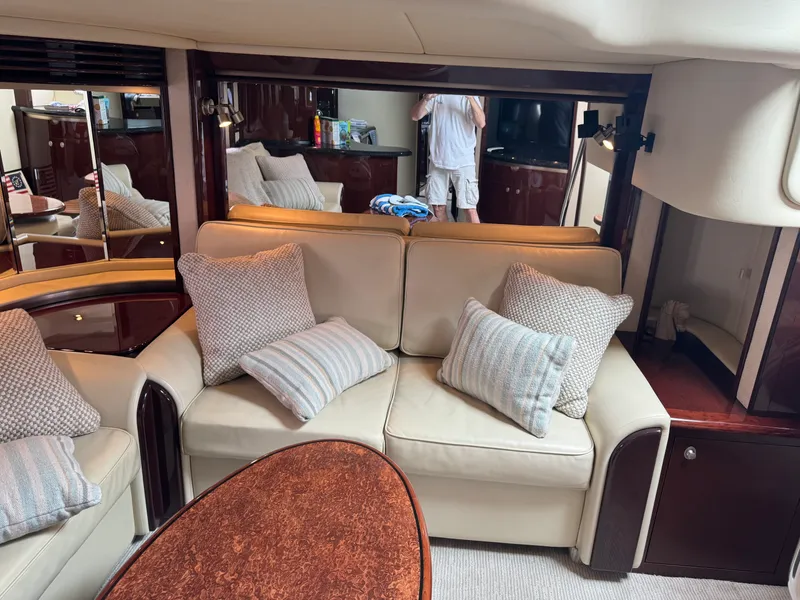 Slide: The Image of Sea Ray 520 SUNDANCER 2009 - 10