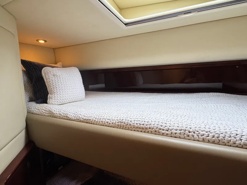 Slide: The Image of Sea Ray 520 SUNDANCER 2009 - 12