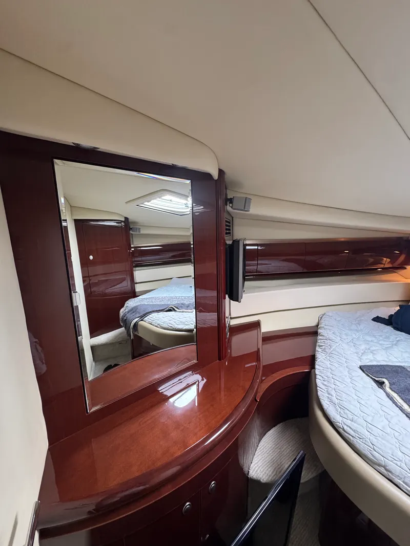 Slide: The Image of Sea Ray 520 SUNDANCER 2009 - 19