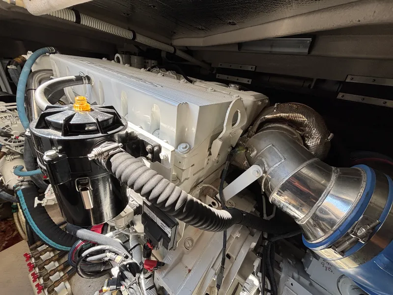 Slide: The Image of Sea Ray 520 SUNDANCER 2009 - 36