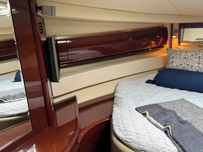 Slide: The Image of Sea Ray 520 SUNDANCER 2009 - 16