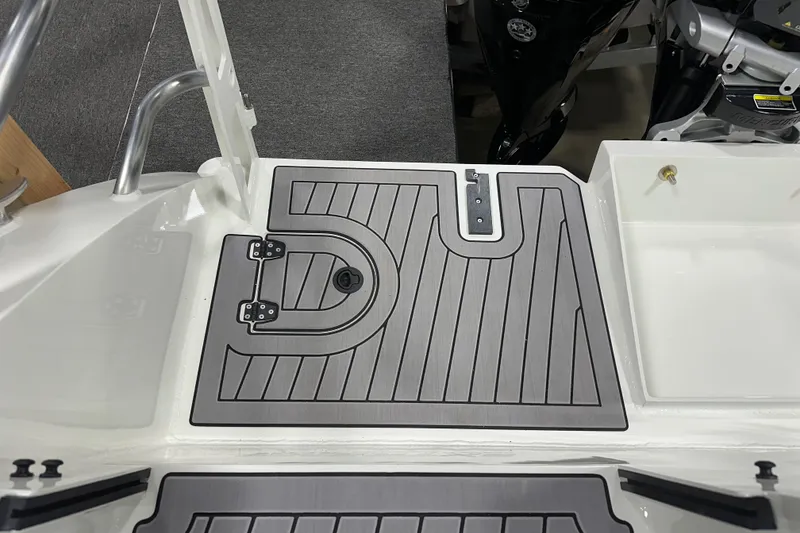 Slide: The Image of Burley Pot Holder for Chump Bucket  - 19