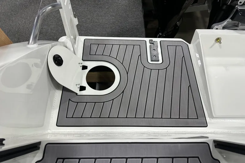 Slide: The Image of Burley Pot Holder Open for Chum Bucket  - 20