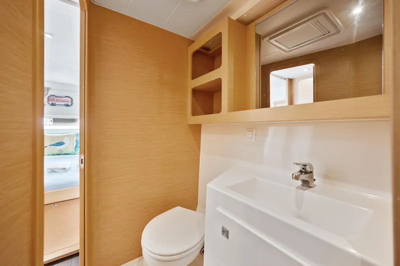 Slide: The Image of Lagoon 42 2018 - 81