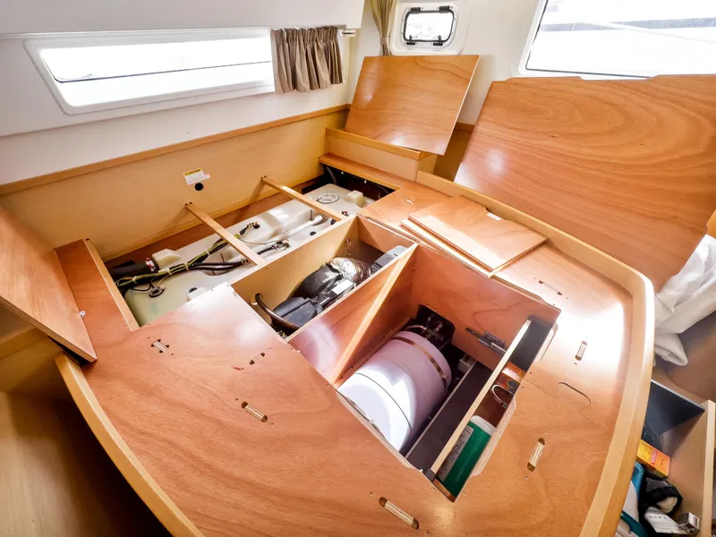 Slide: The Image of Lagoon 42 2018 - 97