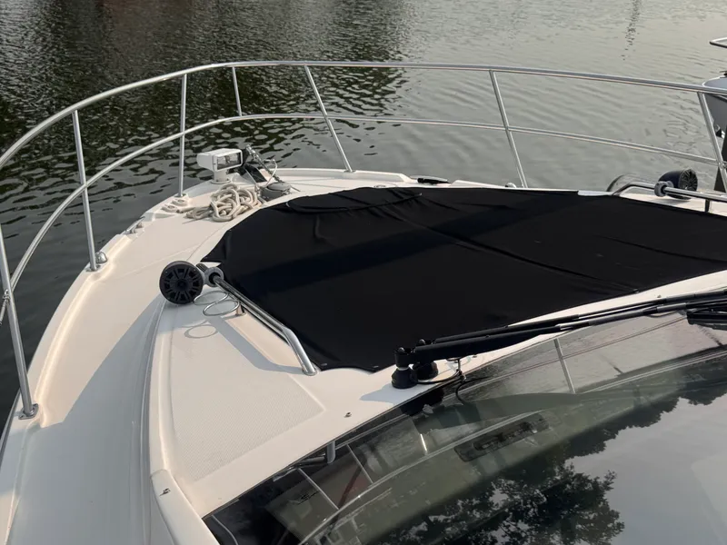 Slide: The Image of Sea Ray Sundancer 400 2017 - 55