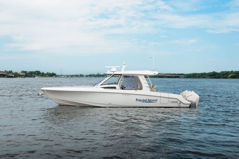 Slide: The Image of Boston Whaler 350 REALM 2021 - 22