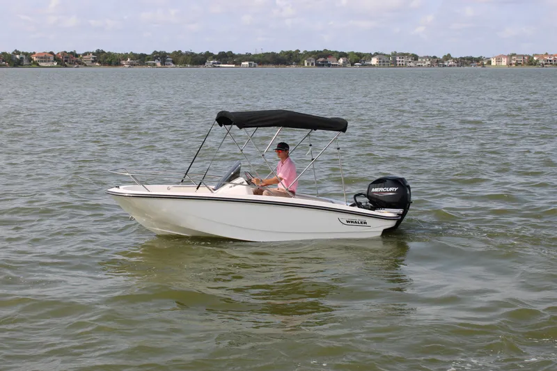 Slide: The Image of Boston Whaler 130 Super Sport 2027 - 8
