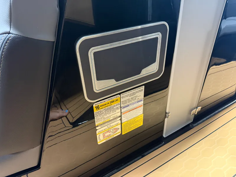 Slide: The Image of Mastercraft XT23 2027 - 72