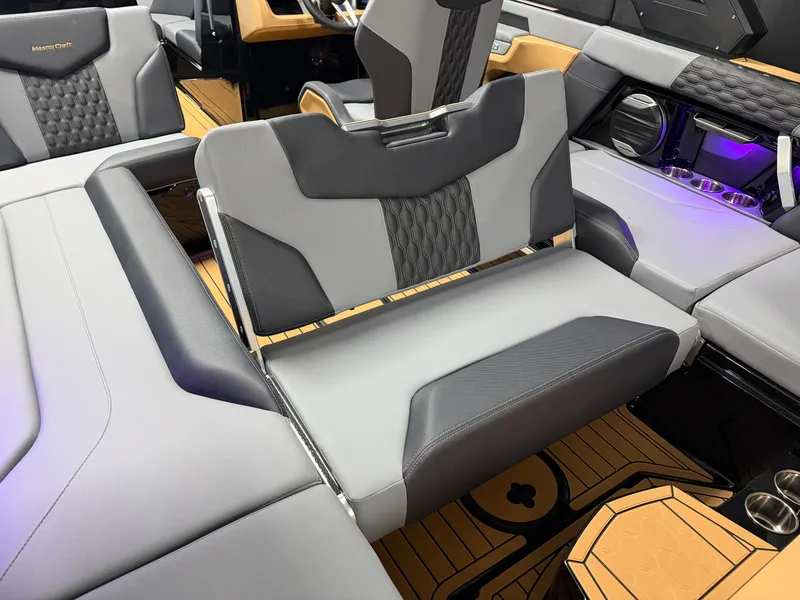 Slide: The Image of Mastercraft XT23 2027 - 38