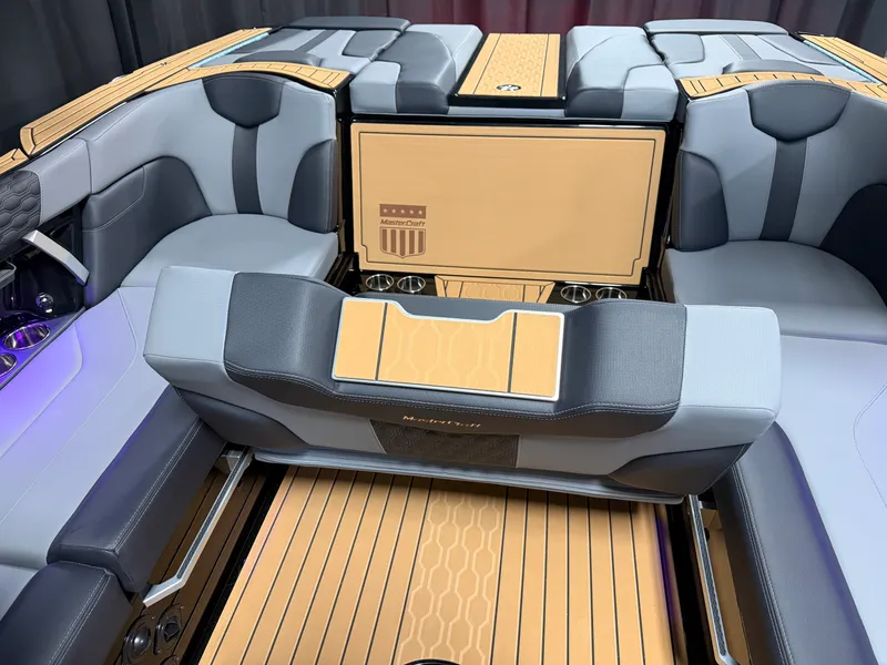 Slide: The Image of Mastercraft XT23 2027 - 36