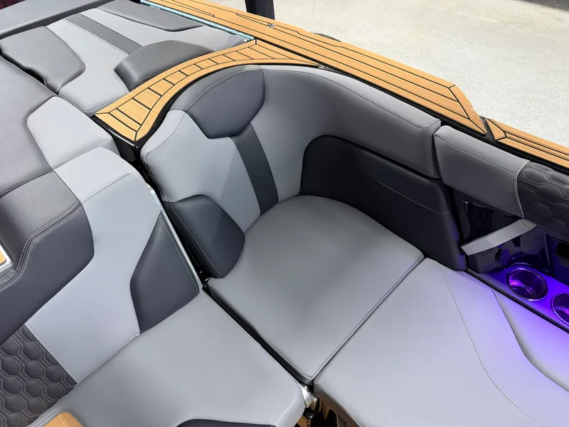 Slide: The Image of Mastercraft XT23 2027 - 39