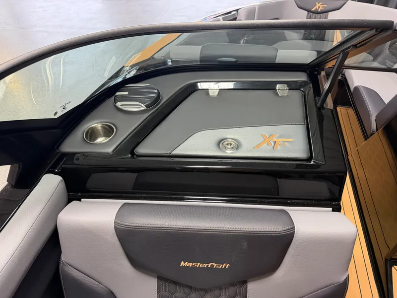 Slide: The Image of Mastercraft XT23 2027 - 51