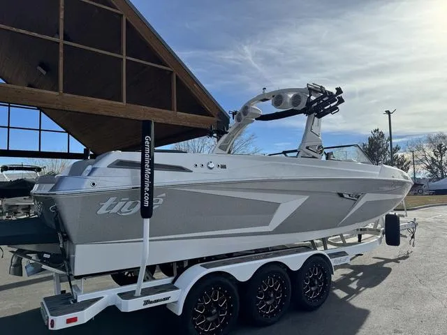 Slide: The Image of Tigé 24RZX 2024 - 8