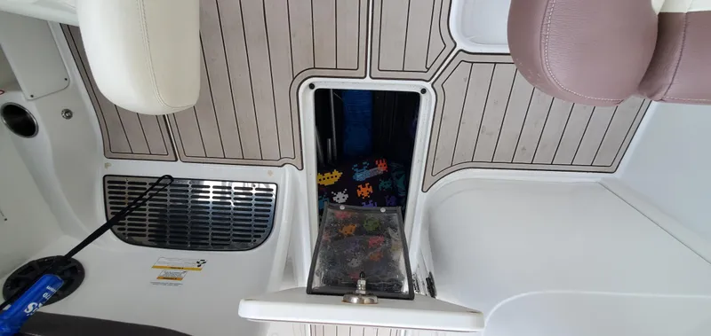 Slide: The Image of Cobalt 24SD 2013 - 50