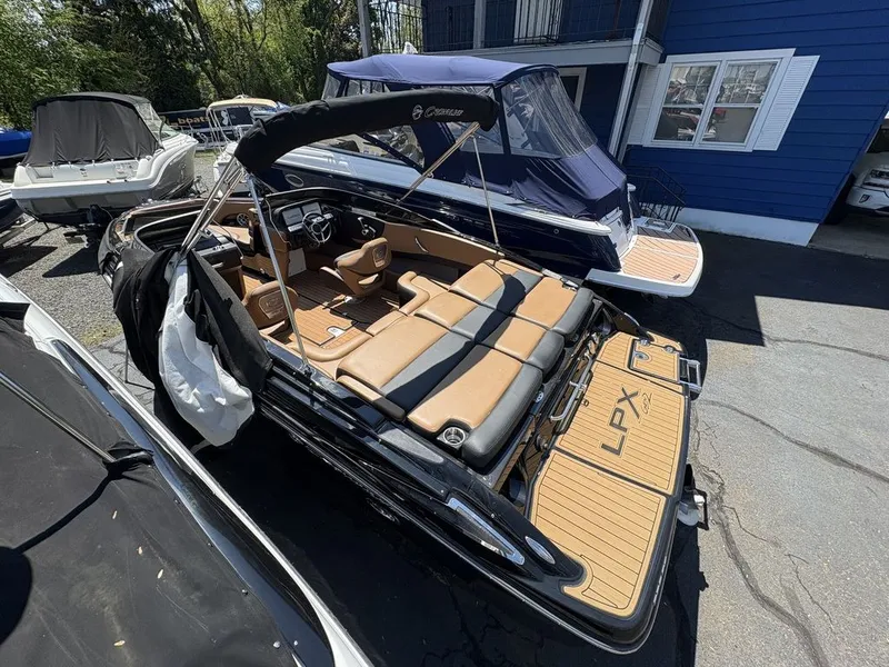 Slide: The Image of Crownline Boats 220 SS LPX 2024 - 20