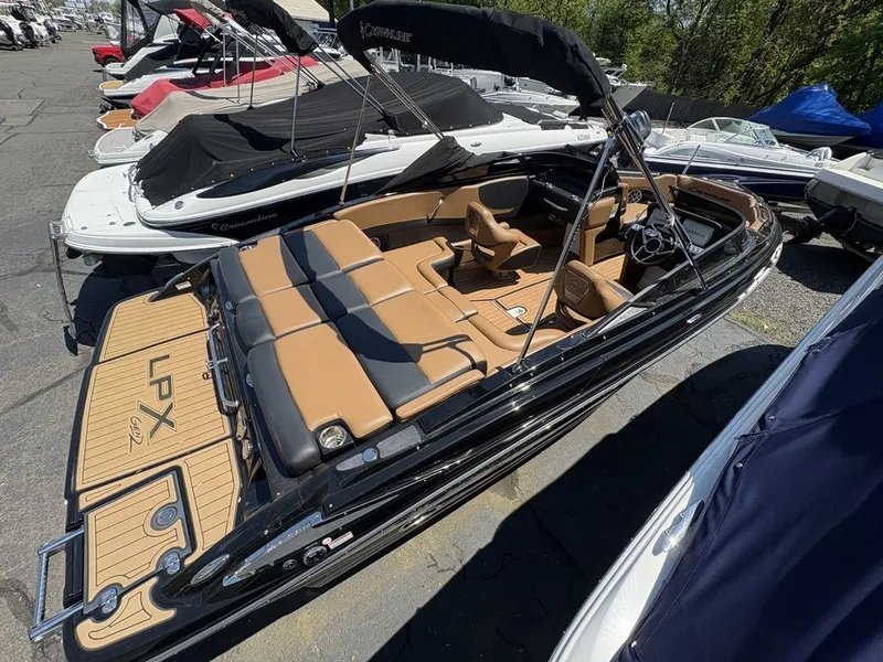 Slide: The Image of Crownline Boats 220 SS LPX 2024 - 21