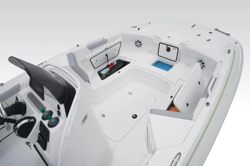 Slide: The Image of Manufacturer Provided Image: Tahoe 2150 CC - 20