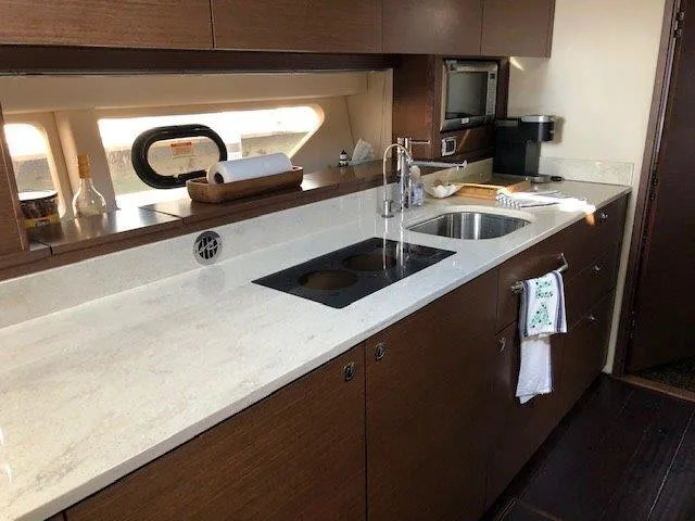 Slide: The Image of Sea Ray Sundancer 540 2013 - 25