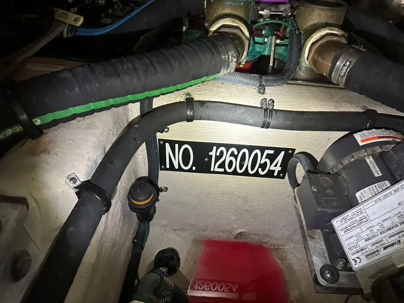 Slide: The Image of Sea Ray Sundancer 540 2013 - 36