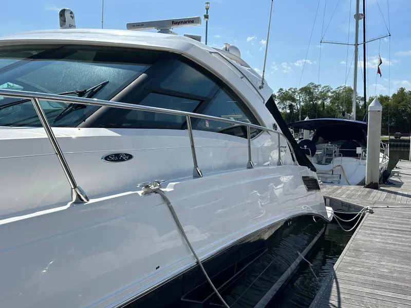 Slide: The Image of Sea Ray Sundancer 540 2013 - 8