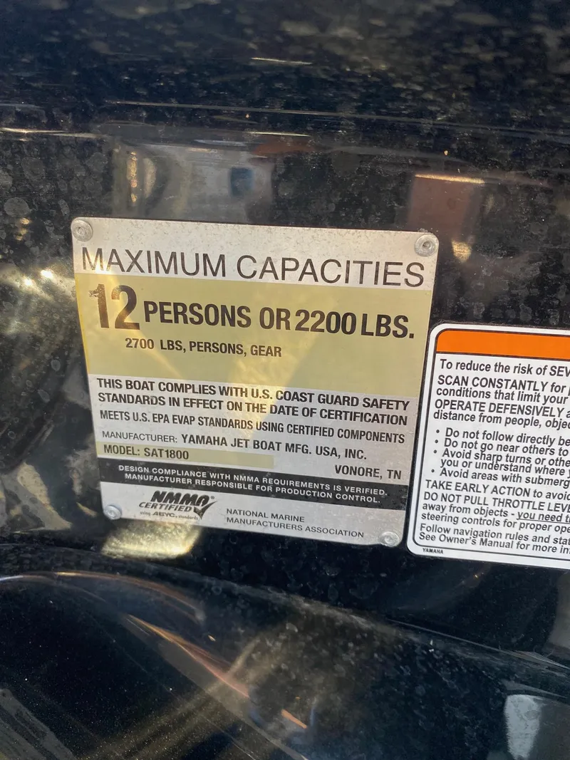 Slide: The Image of 2018 Yamaha Boats AR240 HO capacity plate: 12 persons or 2200 lbs. - 11